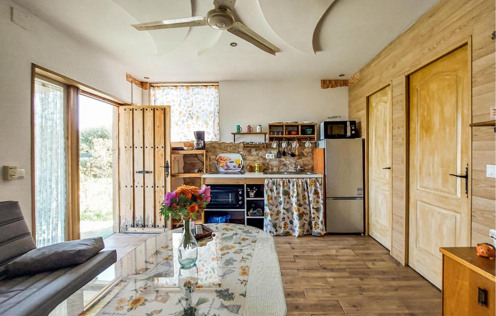 Lovely Home In Puerto Real With Wifi Eksteriør billede